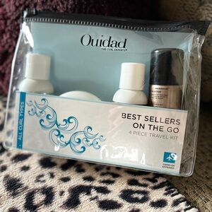 Quidad 4 Piece Travel Set Comes with Travel Bag